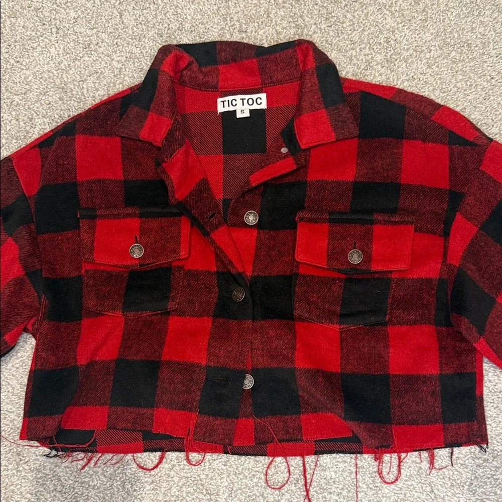 Red and black cropped jacket - Picture 3 of 4